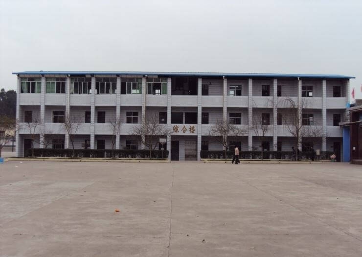 良安中學(xué)怎么樣、好不好？