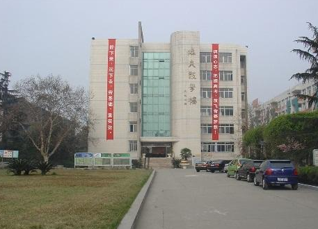 四川師范大學(xué)附屬中學(xué)師資力量怎么樣？