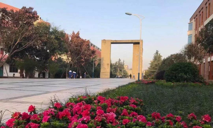 羅江中學(xué)在哪里，有沒有地址？