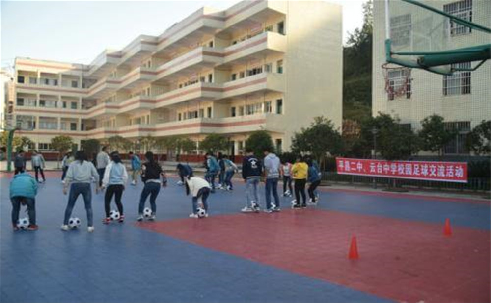 云臺中學(xué)學(xué)校環(huán)境怎么樣？
