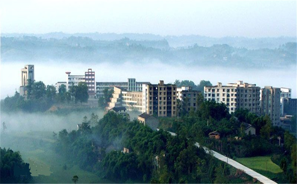 武勝中心中學(xué)的詳細(xì)地址在什么地方？