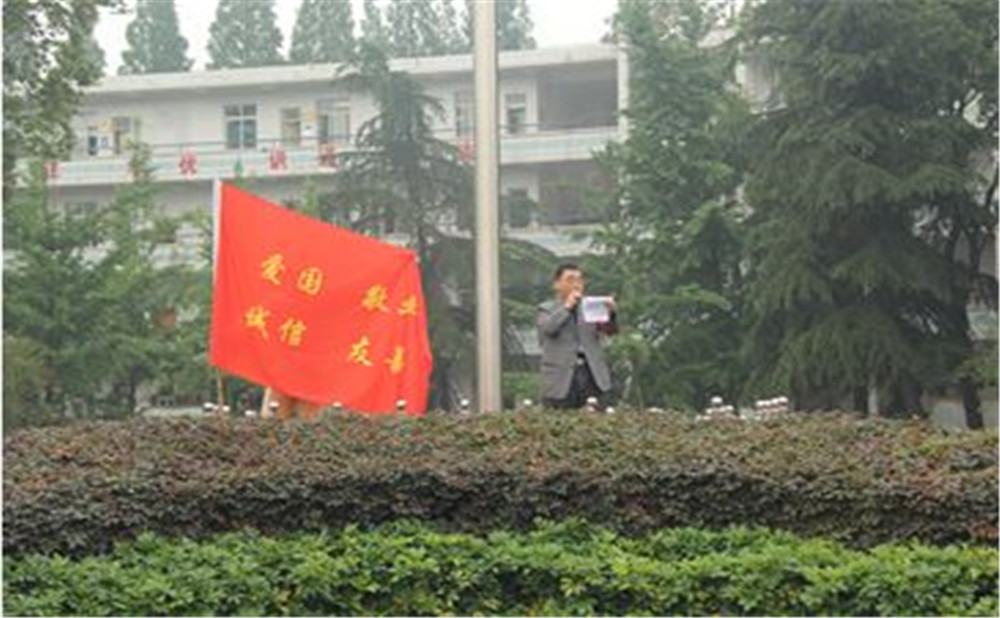 郫縣二中近三年錄取分數(shù)線是多少？