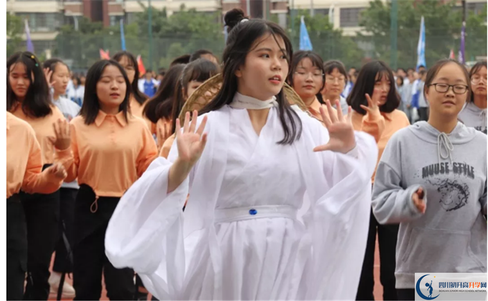 淮口中學(xué)的高中住宿好不好？