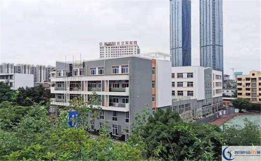 成都二十中高中部地址在哪里看？