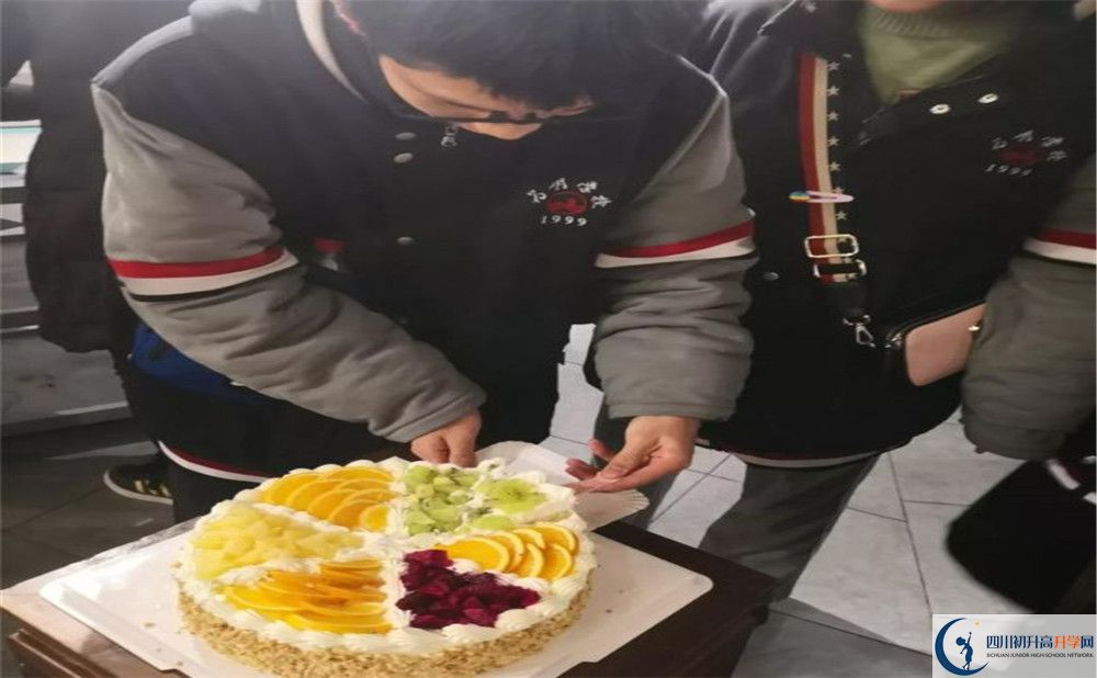 成都新津為明學校高中部地址在哪？