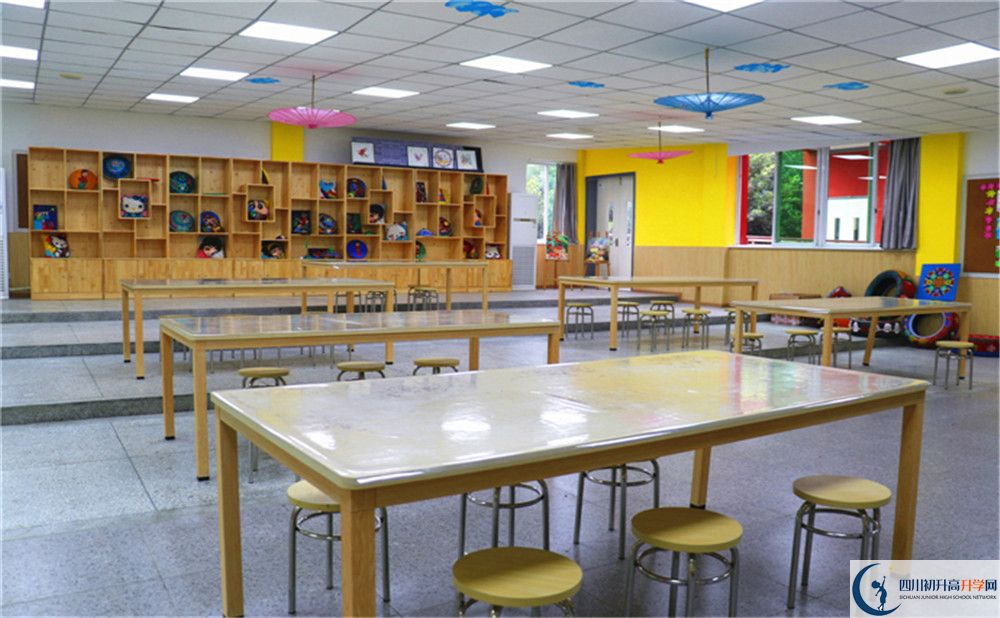 成都南開為明學(xué)校高中平行班怎么樣？