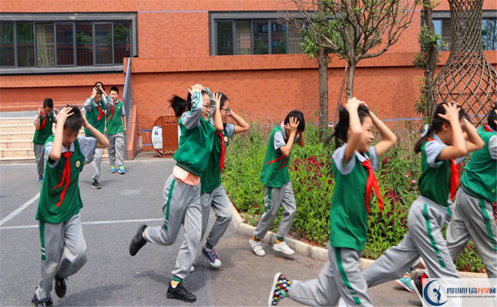 成都實外新都五龍山學校在全國高中排名是多少? 成都實外新都五龍山學校在全國高中排名是多少?