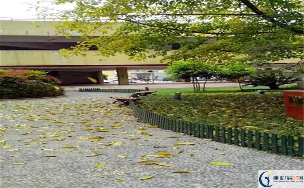 四川師范大學(xué)附屬第三實驗中學(xué)在全國高中排名多少？