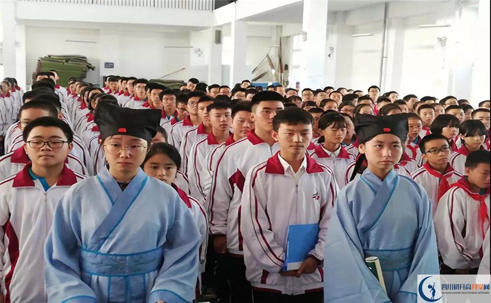 安仁中學(xué)實(shí)驗(yàn)班人數(shù)是多少？