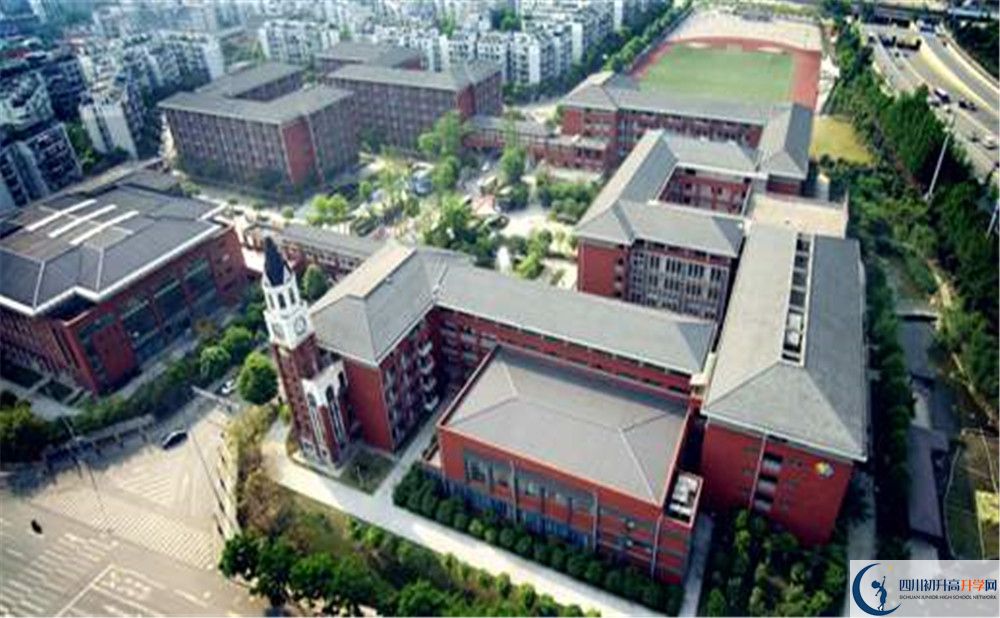 成都七中萬達(dá)學(xué)校平行班中考重點(diǎn)率高嗎？