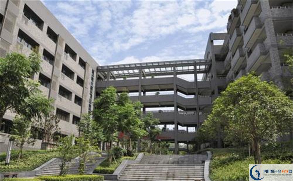 石室天府中學(xué)補課嗎？