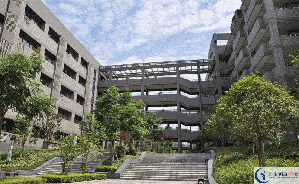 石室天府中學2020年高考人數(shù)是多少？