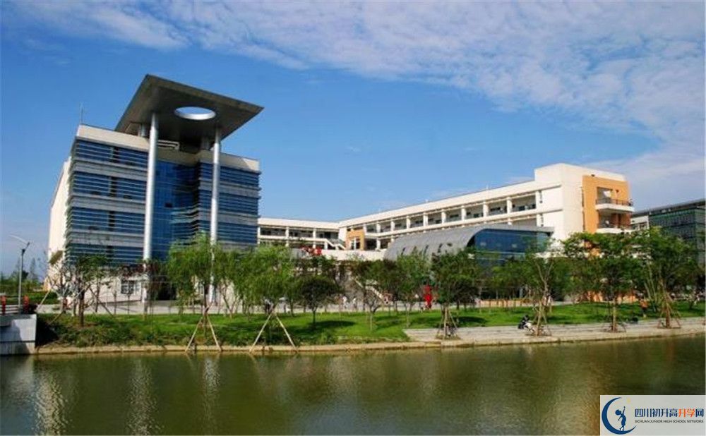 西南交大附中地址在哪里？